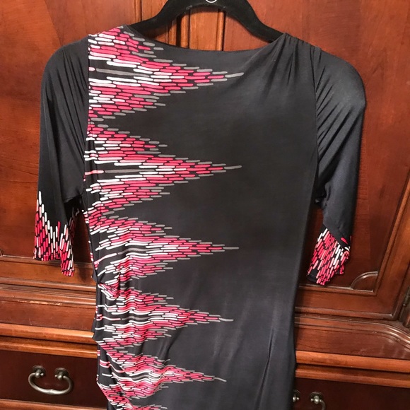 Black dress - Picture 2 of 4